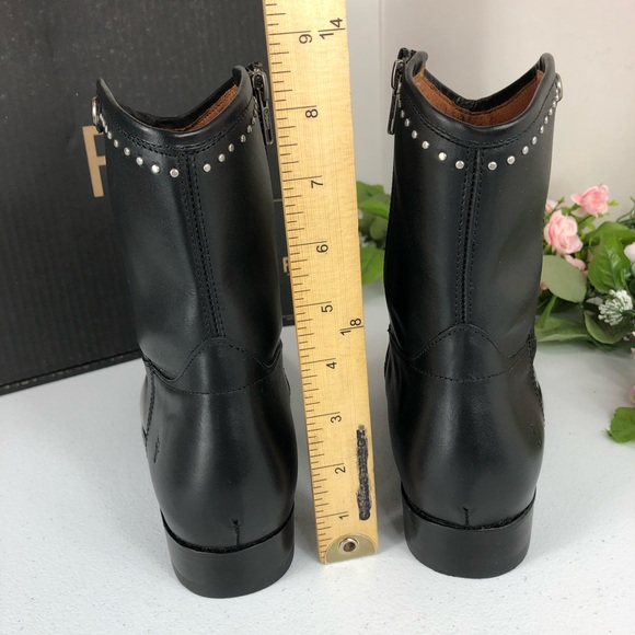 Frye Melissa stud short boots black size 8.5 (A16) - Picture 6 of 8